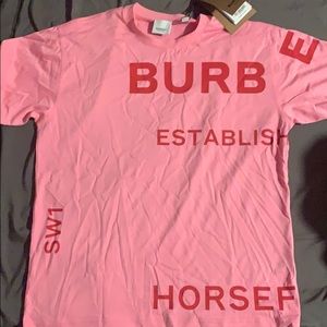 XS Burberry T-Shirt